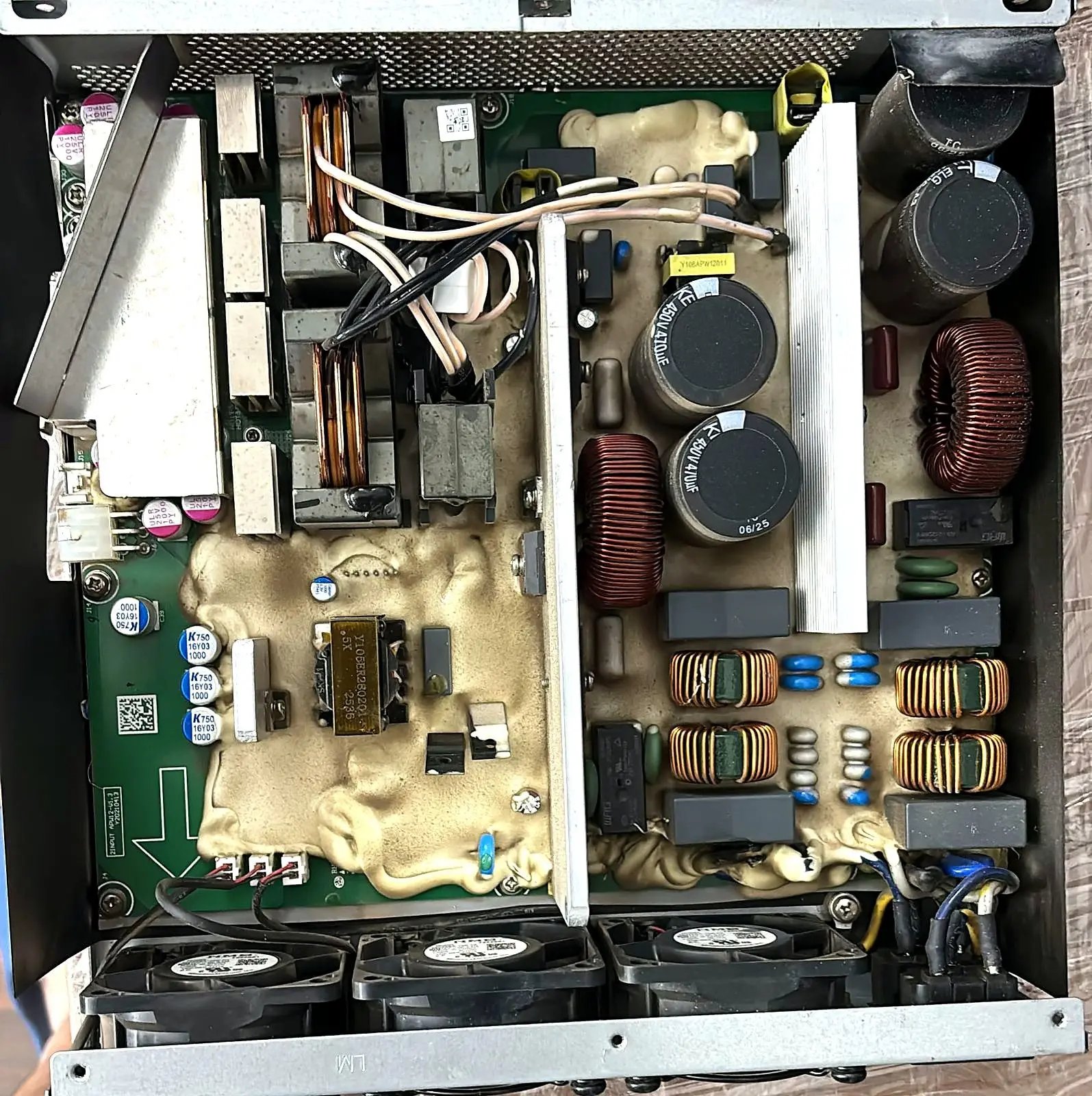 Inside a drive: inspection of power and filter components