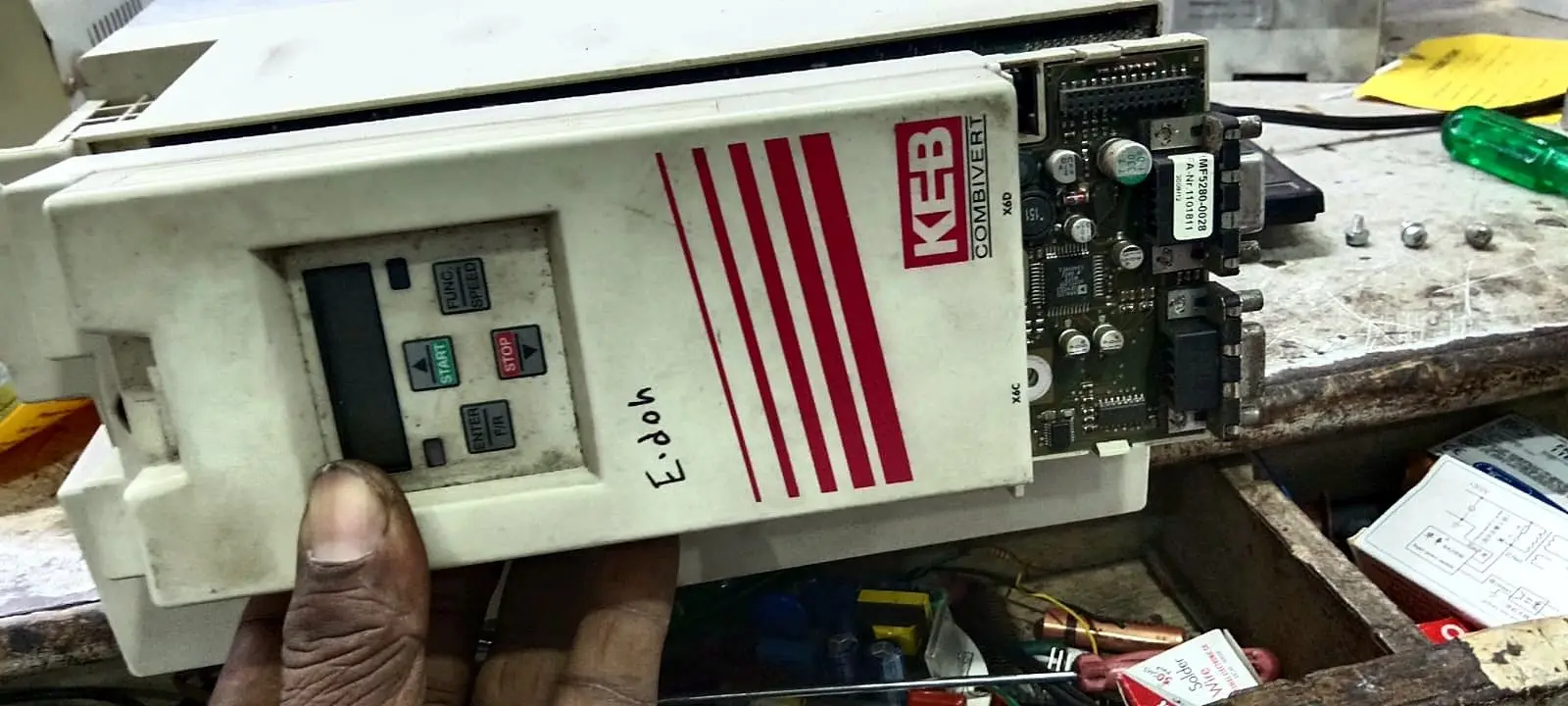 KEB drive under service